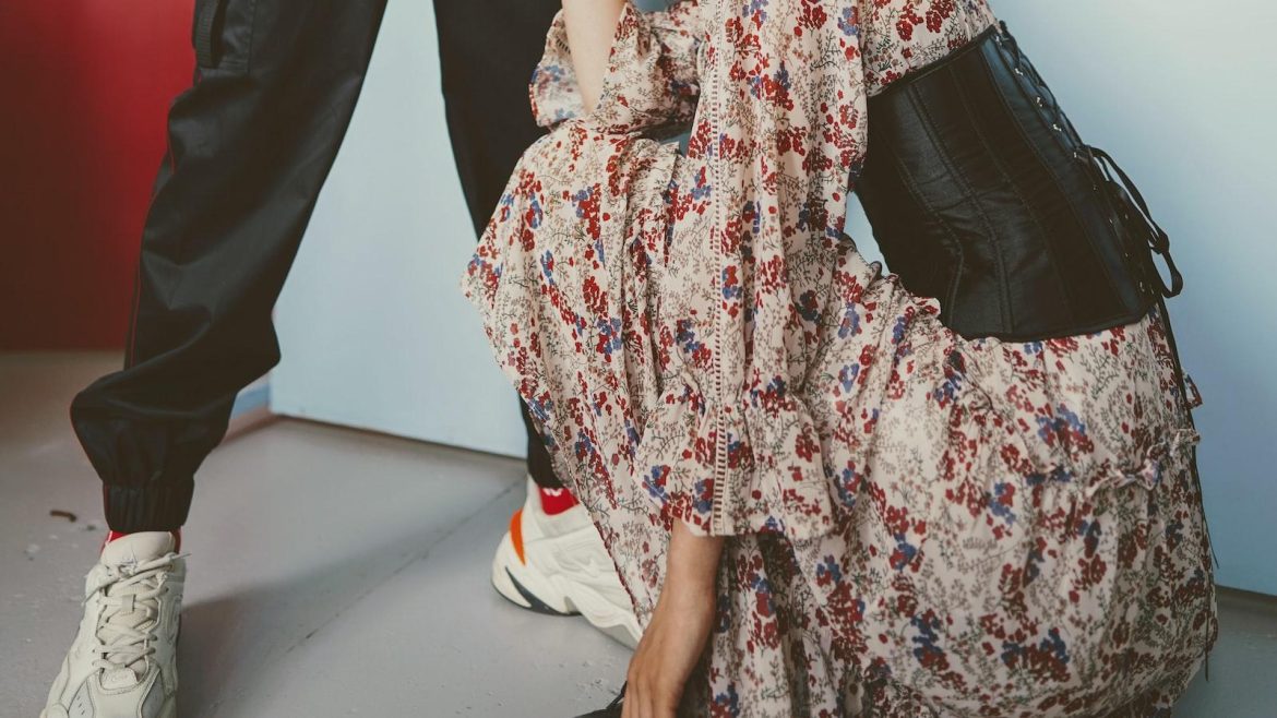 The Evolution of Trendy Fashion: Unveiling the Masterful Blend of Creativity with Style