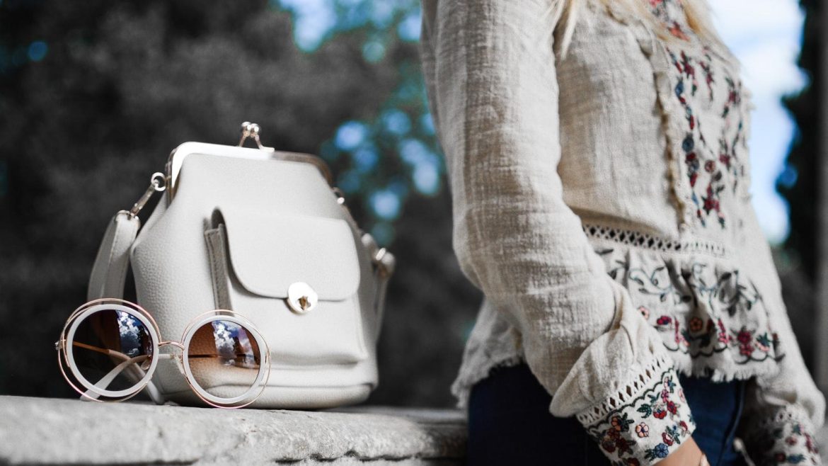 exploring-the-intersection-of-fashion-and-lifestyle.jpg Exploring the Intersection of Fashion and Lifestyle