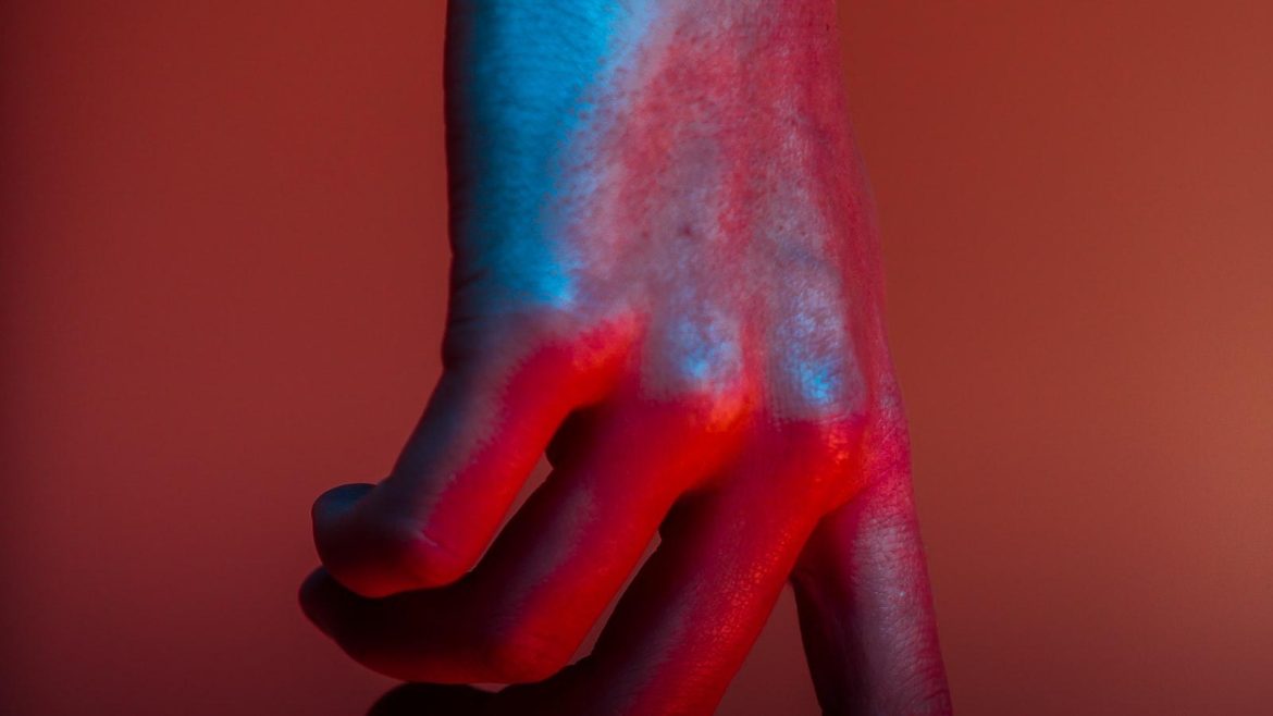 the-art-of-living-fashionably-embracing-style-and-sophistication-in-everyday-life.jpg The Art of Living Fashionably: Embracing Style and Sophistication in Everyday Life