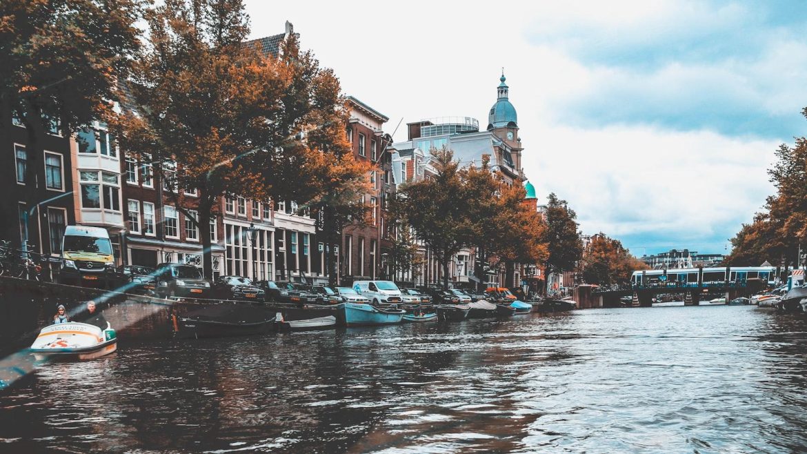 the-evolving-world-of-trendy-style-a-look-at-creative-fashion-trends.jpg The Evolving World of Trendy Style: A Look at Creative Fashion Trends