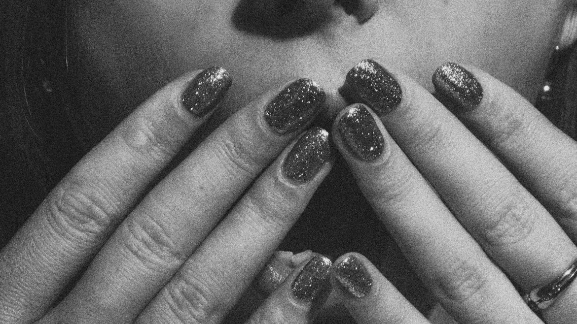 the-art-of-nailing-trendy-style-a-guide-to-staying-fashion-forward.jpg The Art of Nailing Trendy Style: A Guide to Staying Fashion-Forward